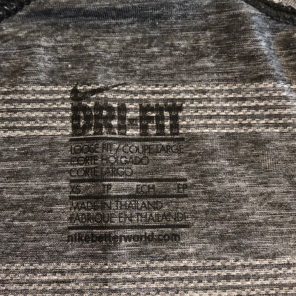 Nike Dri-Fit Racerback tank - Picture 4 of 4